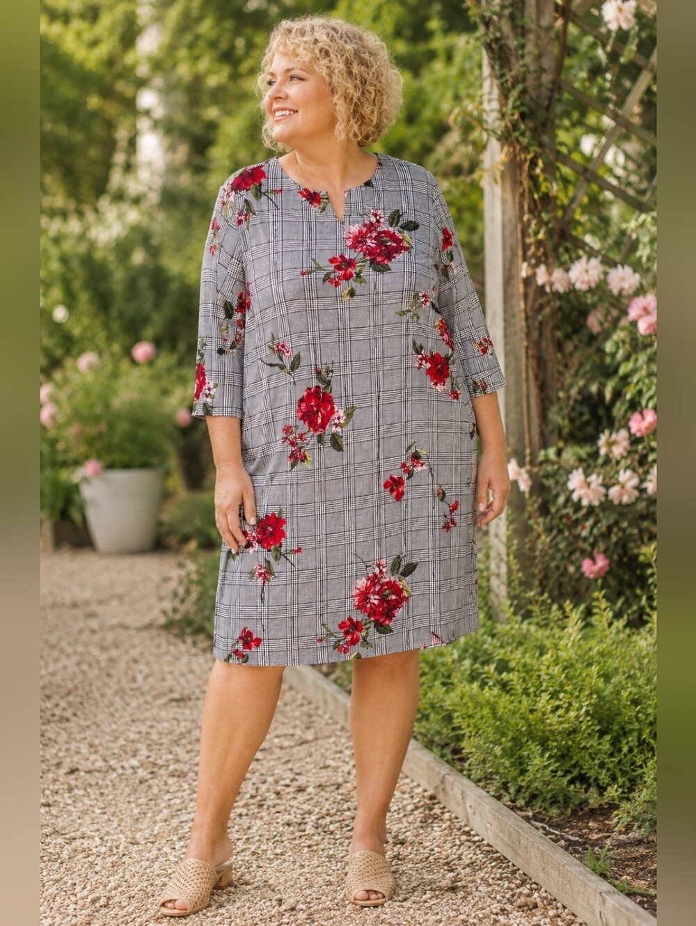 Reitmans NEW Plus-Size XXL: Grey Plaid Midi Dress with Red Floral Print